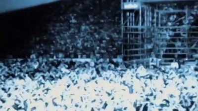 - How many came to the concerf in Rio?
- Lt was packed. - a-ha: The Movie