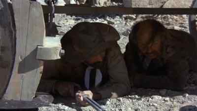 How many do you think there are? - Four. - Billy Two Hats