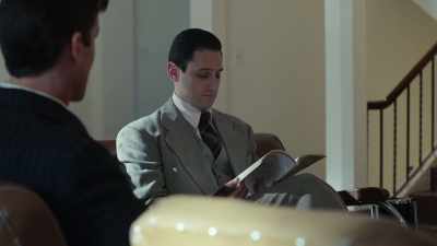 How many dreams does he have
to crush in an average day? - The Last Tycoon