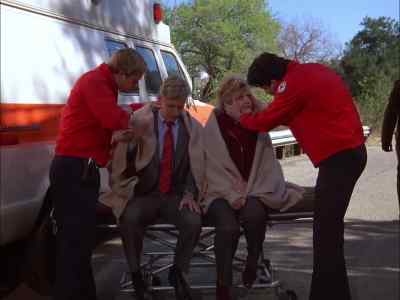 How many fingers
am I holding up? Two. - Murder, She Wrote