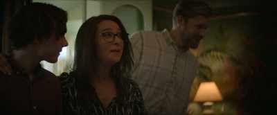 How many people are you expecting? - The Lost Flowers of Alice Hart