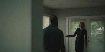 How many shrinks does it take
to change a lightbulb? - The Outsider