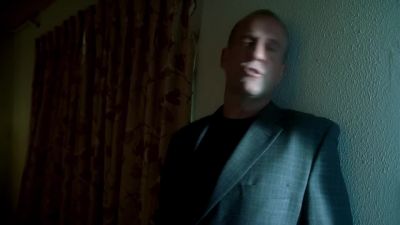 How many stations
between 102.1 and 103.7? - Prison Break