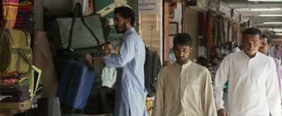 - How much is this bag?
- Three thousand. - The Wedding Guest