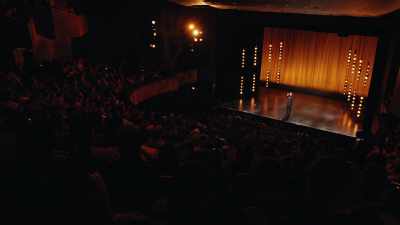 How much we've zoomed in
on the Google map here. - Kevin Bridges: The Overdue Catch-Up