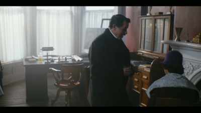 ...how one would go about murdering someone
on a golf course. - Agatha and the Truth of Murder