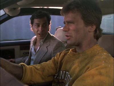 - How the hell did you know where--? - l had to get you out. - MacGyver