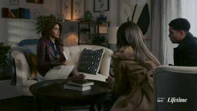 How and when was this
book club formed? - Fallen Angels Murder Club: Friends to Die For