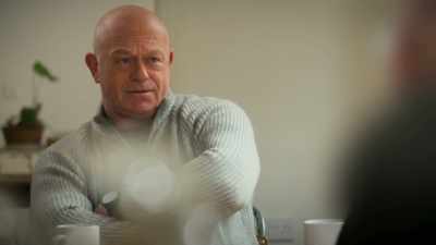 - How and why
did it come to an end for you? - Ross Kemp: Mafia and Britain