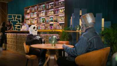 - How would your friends describe you?
- Uh... class clown. - Sexy Beasts