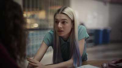 - How would I ever hate you?
- That's not the point. - Euphoria