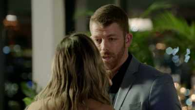 - How you're handling it is bullshit.
- That excuse is bullshit. - Love Is Blind