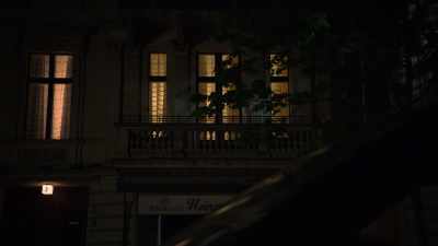 - Howard.
- Early, actually, - Counterpart