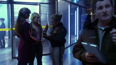 How'd you come across
those tapes, miss Sullivan? - Smallville