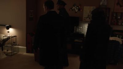 How'd she get
into Diego's apartment? - Blue Bloods