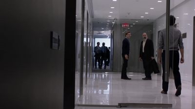 How'd it go?
Well, he got the tickets, sir. - Homeland