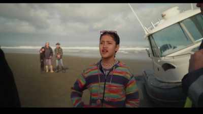 - How'd you know that?
- My uncle found a boat washed up - Far North
