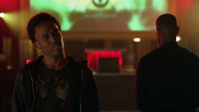 How'd you know the gun
was going to misfire? - Black Lightning