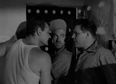 - How'd you make it?
- I got Monroe. - Riot in Cell Block 11