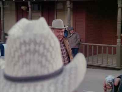 Howdy, boys.
Howdy.
Howdy. - Murder, She Wrote