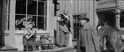 Howdy, Marshal. - Forty Guns