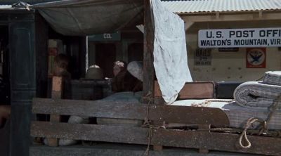 -Howdy.
-Morning. - The Waltons