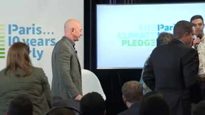 However, he continues
to look beyond it all, - Tech Billionaires: Jeff Bezos