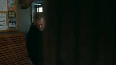 - How's Anna?
- She misses her brother. - Tin Star