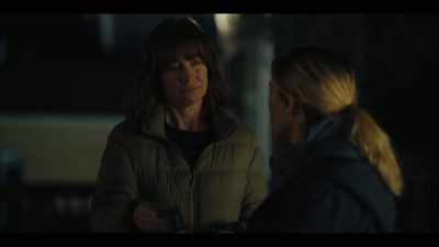 -How's Bethy?
-Oh. She's all right. - Mare of Easttown