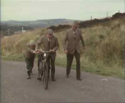 How's your cramp? Getting better,
but I can't move any quicker. - Last of the Summer Wine
