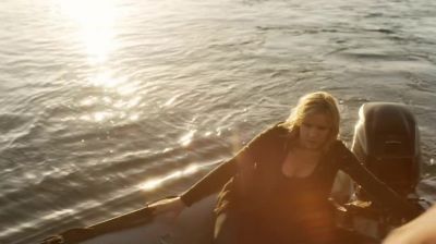 - How's he doing?
- He'll be fine. - Fear the Walking Dead