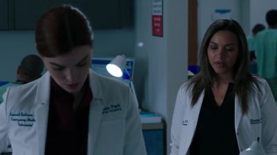 How's Dr. Perry? - The Resident