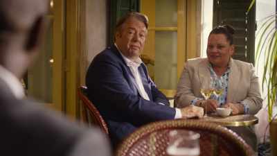 How's it going?
Oh, all solved, in the bag. - Murder in Provence