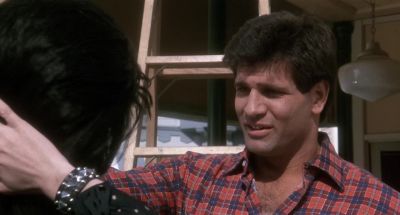 How's your head - Elvira: Mistress of the Dark