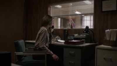 HOW'S IT GOING?
ANY LUCK ON THE CONTRACTS? - The Americans