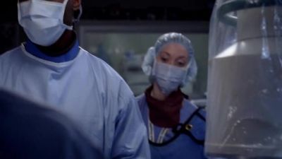 - How's it looking?
- Still see bleeding. - Grey's Anatomy