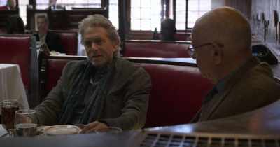 - How's Mindy?
- She's great. You know, she's... - The Kominsky Method