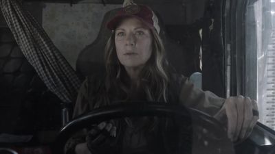 How's that runway lookin'? - Fear the Walking Dead