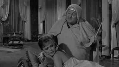 How's that, deary? - The Three Stooges Meet Hercules