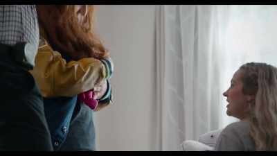-How's that, sweetie?
-Oh, Dad, that is so good! Let's check. - Lunatics