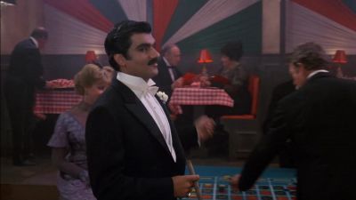 How's tricks Moronie - Johnny Dangerously