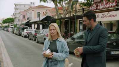 Htapodi ksidato
is octopus with vinegar. - My Father's Murder in Greece