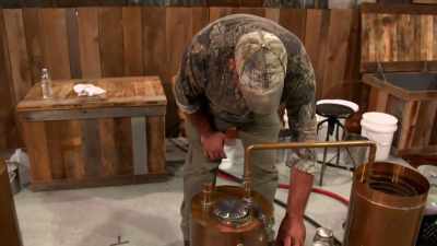 [huck]
  going into the final round, - Moonshiners: Master Distiller