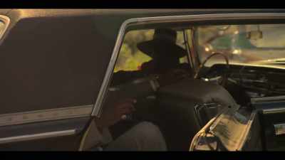 HUDSON: Easy.
Easy, easy, easy. - Fight Night: The Million Dollar Heist