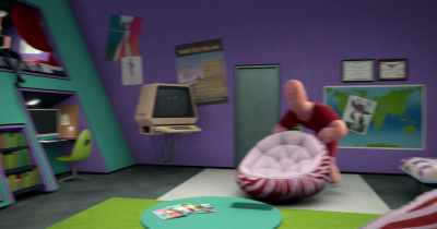 Huh? A Thumb-Thumb? How did that
get in here? Stand down, creature! - Spy Kids: Mission Critical