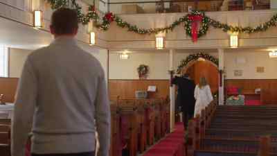 Huh, this church
really is beautiful. - To Have and to Holiday