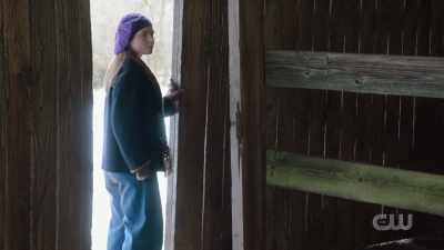Huh? Hey, get back here! - The Waltons' Homecoming