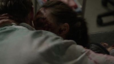 - Huh!
- Yaagh! - The 100