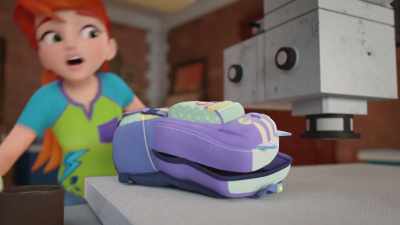 Huh?[YOWLING] - LEGO Friends: Girls on a Mission