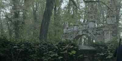 Huit, neuf, dix, onze,
douze, treize, quatorze, - The Walking Dead: Daryl Dixon
